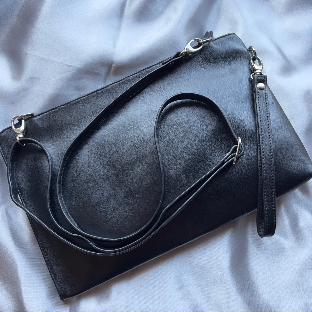 DANIER Black Leather Zipper Closure Silver Tone hardware Crossbody Wristlet Bag